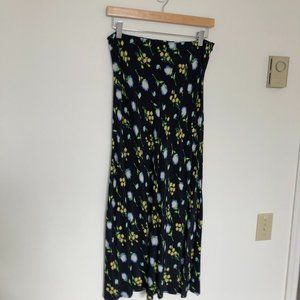 Holt Renfrew A Line Floral Skirt Size 4